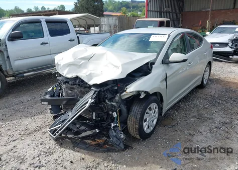 2017 Hyundai Elantra Se z USA, uszkodzony, nr VIN 5NPD74LF4HH182059